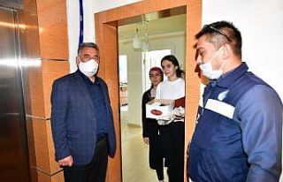 Mamak Belediyesinden evden çıkamayan kıza doğum...