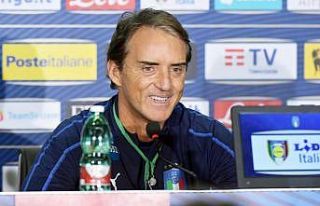 Mancini: "İbrahimovic, Messi ve Ronaldo ile...