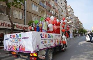Manisa sokaklarında 23 Nisan coşkusu
