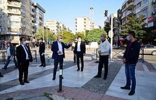 Manisa’da ücretsiz maske dağıtımına başlandı