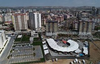 Mardin’de kapalı semt pazarı hizmete girdi