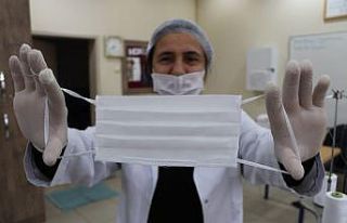 Maske fabrikası gibi lise: Günde 6 bin maske üretecek