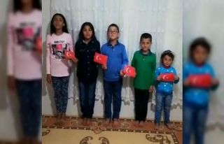 Mazıdağı’nda çocuklar 23 Nisanı evlerinde kutladı