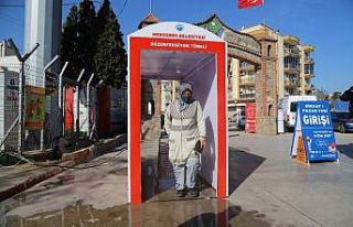 Menderes’te dezenfeksiyon tünelleri devrede