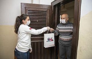 Mersin’de hasta olan vatandaşların evine sağlık...
