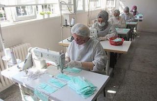 Meslek liseleri maske fabrikası oldu