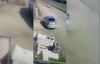 Mezar içine düşen vatandaş güldürdü