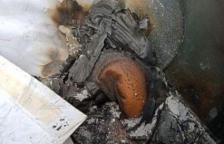 Mezarlıktaki Yasin cüzleri ve Kuranı Kerim CD’lerini...