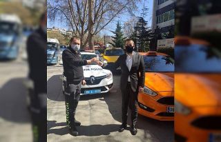 MHP Çankaya İlçe Başkanlığı dezenfektan dağıttı