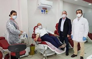 Milletvekili Kavuncu’dan kan bağışı