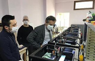 Milli Eğitim Kurumları maskeyi seri üretmeye başladı