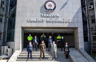 Milli Eğitimden Emniyet’e yüz koruyucu siperlik...