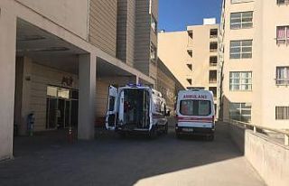 Minibüsün çarptığı 3 yaşındaki çocuk hayatını...