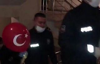 Minik Hamza 155’i arayarak Türk Bayrağı İstedi