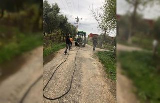 Muhtar, kendi mahallesini dezenfekte etti