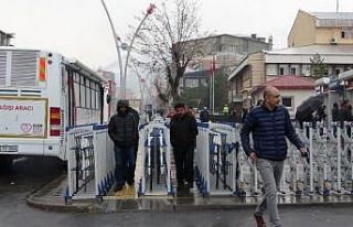 Muş’un en işlek caddesi Ramazan ayında yaya ve...
