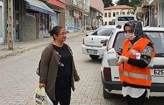 Mut Belediyesi ekipleri, sokak sokak gezip vatandaşa...
