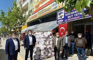 Mut’ta ihtiyaç sahibi bin aileye erzak yardımı