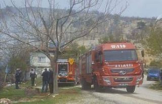 Nallıhan’da çıkan yangında ev kullanılamaz...