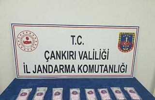 Narkotik köpeği Çakıl, soba bacasındaki uyuşturucuyu...