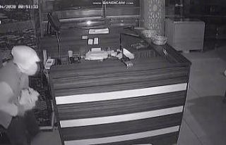 Ne kameradan ne de polisten kaçabildi