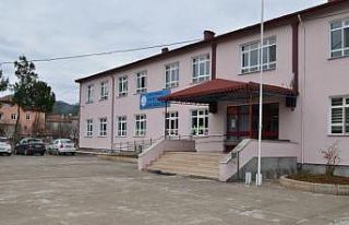 Nenehatun ortaokulu yıkılıyor