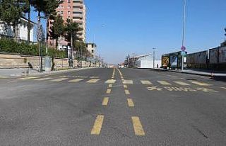 Nevşehir’de sokağa çıkma yasağı yok ama caddeler...