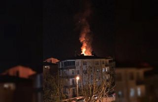 Niğde’de çatı yangını korkuttu