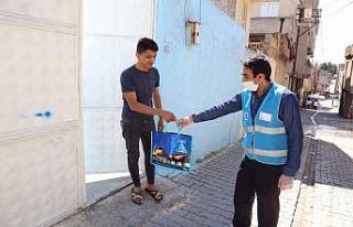 Öğrencilerin sınav kitapçıkları evlerine teslim...