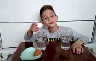 Öğretmenini özleyen Ayşe’nin gözyaşları