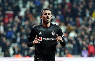Oğuzhan Özyakup: "Feyenoord’a kendimi geliştirmek...