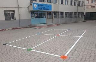 Okul bahçeleri öğrencilerin dönüşü için hazırlanıyor