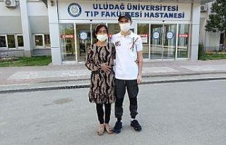 Ölmek üzere olan Özbek hastaya pandemi döneminde...