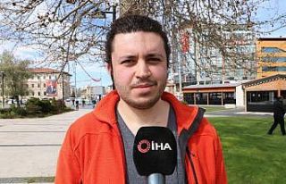 Onlar göçüyor, Sivaslı fotoğrafçı onları deklanşörle...