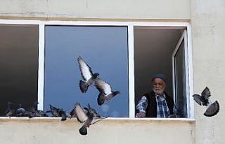 (Özel) Bursa’da sokağa çıkamayan 78 yaşındaki...