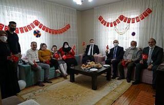 Özel çocuklara 23 Nisan sürprizi