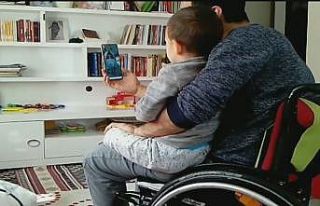 (Özel) Minik Muhammed’den özlediği sağlıkçı...