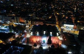 (Özel) Tarihi Ulu Cami’de dualar yükseliyor