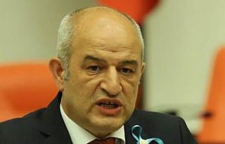 "Özveriyle görev yapan sağlık çalışanlarına...