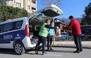 Pamukkale Belediyesi on binlerce ekmeği vatandaşlara...