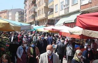 Pazarda Ramazan ve yasak yoğunluğu