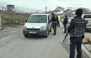Polis ve Jandarma ekiplerinden Korana Virüs uygulaması