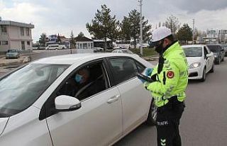 Polisin Korona virüs denetimleri sürüyor
