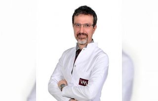 Prof. Dr. Kaya: “Elleri aşırı yıkamak cilde...