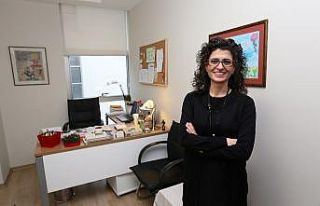 Prof. Dr. Yüksel: “Çocuklarınıza COVİD-19 hakkında...