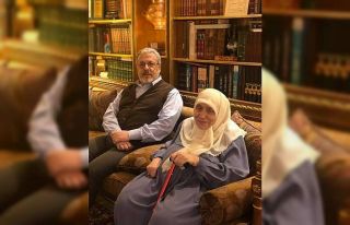 Prof. Mahmud Erol Kılıç’ın annesi korona virüs...