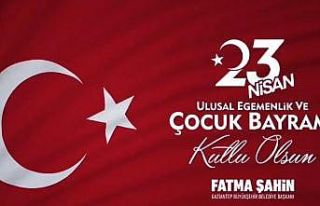 Protokol ile vatandaş istiklal marşı’nı beraber...