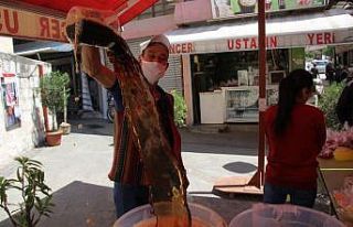 Ramazan sofralarının vazgeçilmezi: Meyan şerbeti