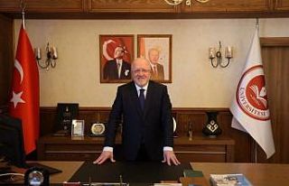 Rektör Aydın: “Kûtü’l-Amâre’de kibirli...