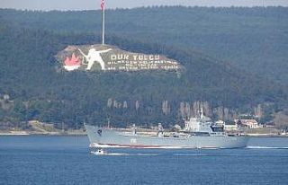 Rus savaş gemisi Çanakkale Boğazı’ndan geçti